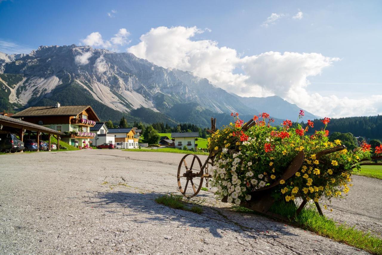 Hotel Tischlbergerhof Ramsau am Dachstein Exterior foto